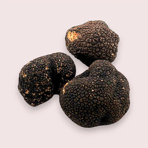 showing picture of fresh autumn truffle 